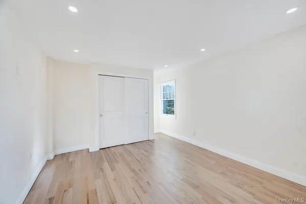 $849,990 | 624 Townline Road, Hauppauge, NY 11788