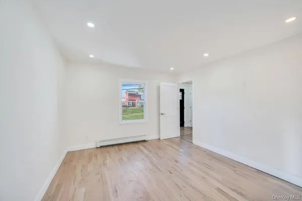 $849,990 | 624 Townline Road, Hauppauge, NY 11788