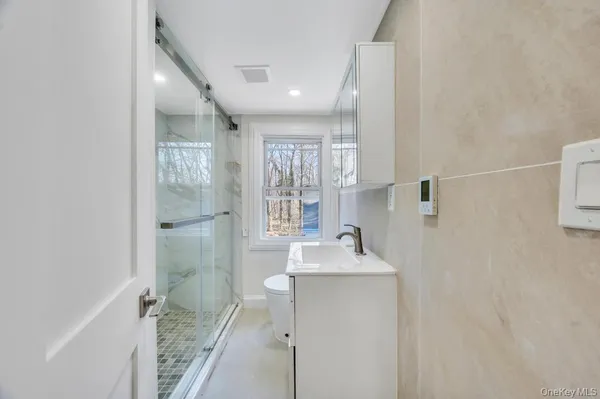 $849,990 | 624 Townline Road, Hauppauge, NY 11788