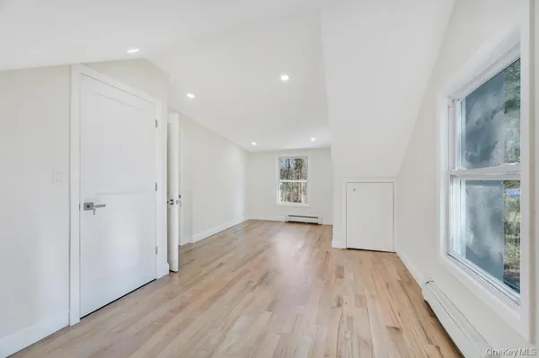 $849,990 | 624 Townline Road, Hauppauge, NY 11788