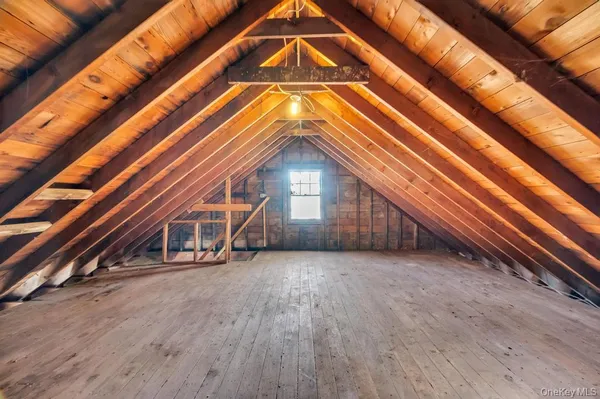 $849,990 | 624 Townline Road, Hauppauge, NY 11788