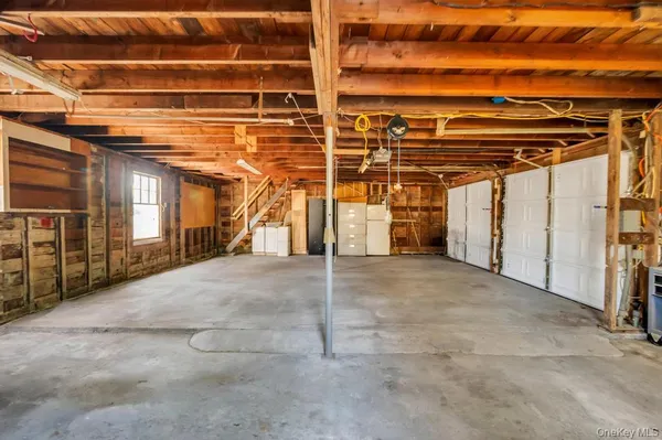 $849,990 | 624 Townline Road, Hauppauge, NY 11788