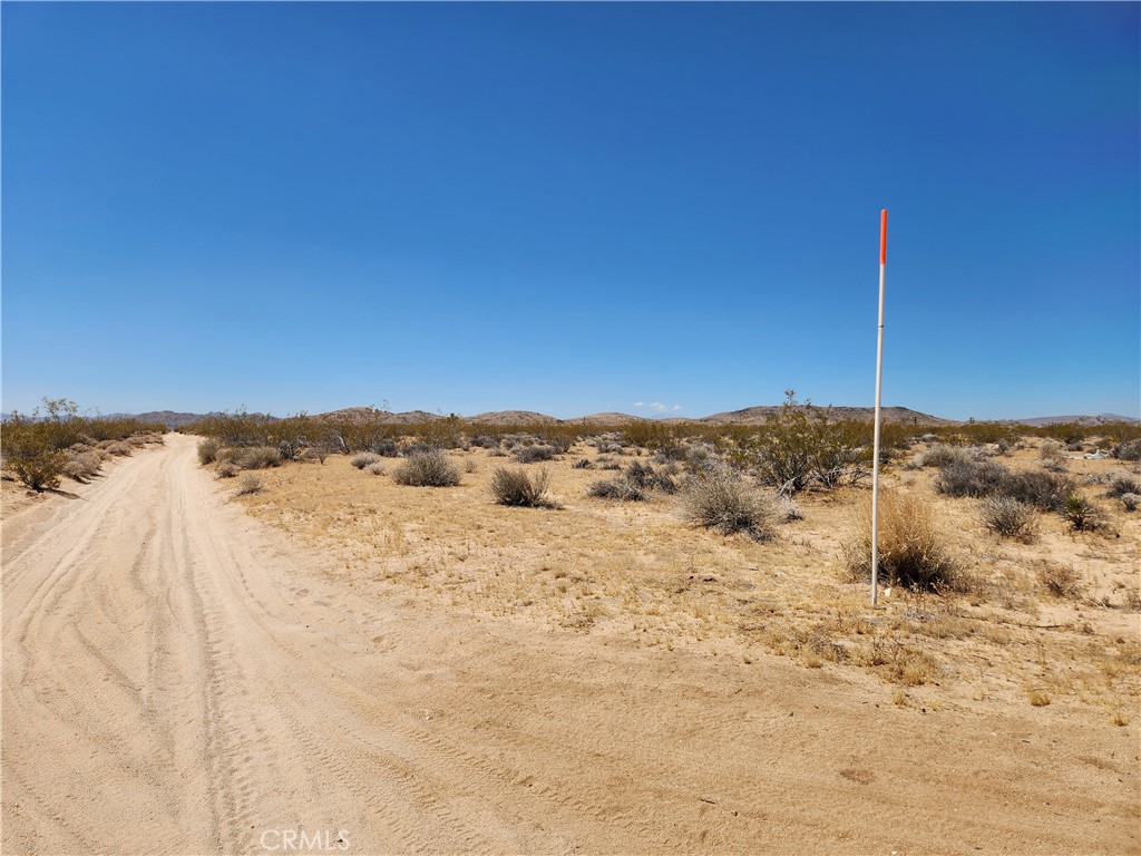 40-ac 40-ac Joshua Tree Joshua Tree, CA 92252 - Photo 4 of 9