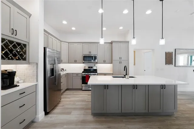 $725,000 | 2447 Youngmann Loop, The Villages, FL 32163