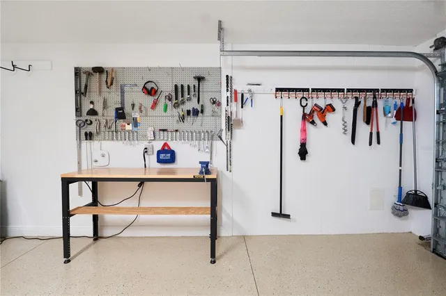 $725,000 | 2447 Youngmann Loop, The Villages, FL 32163