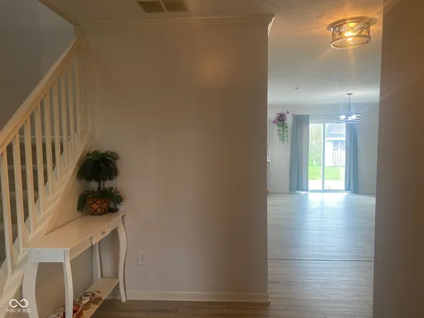 $398,000 | 6425 Bonneville Drive, Indianapolis, IN 46237
