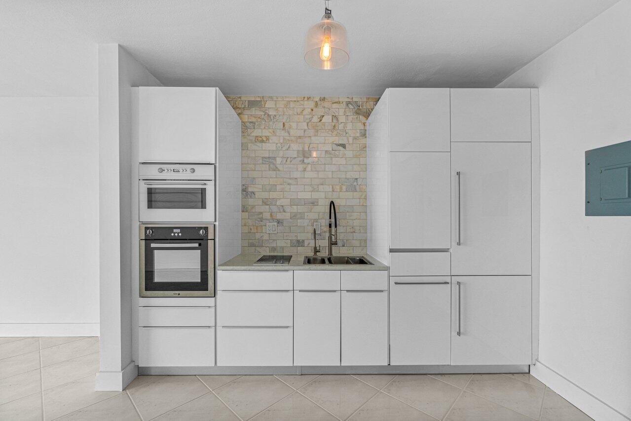 65 Southeast Spanish Trail, Unit 2020 Boca Raton, FL 33432 - Photo 6 of 26 006-65SoutheastSpanishTrail-BocaRaton-FL