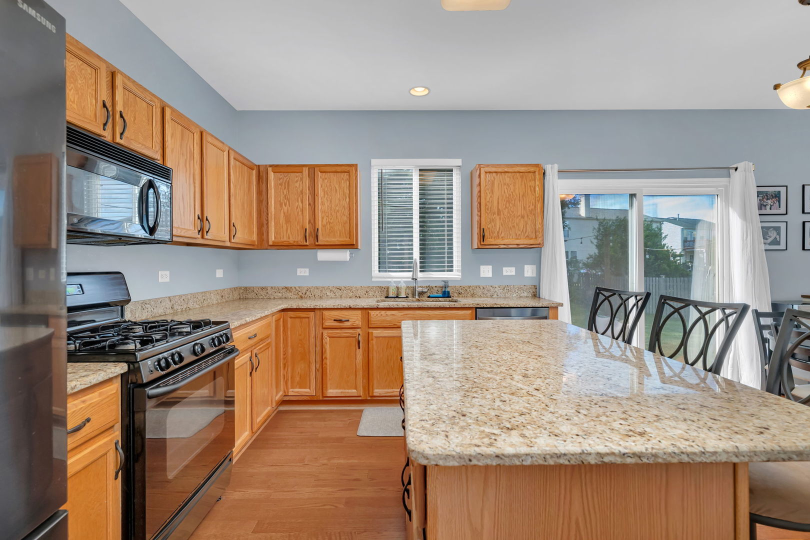 170 Holly Street Bolingbrook, IL 60490 - Photo 11 of 45