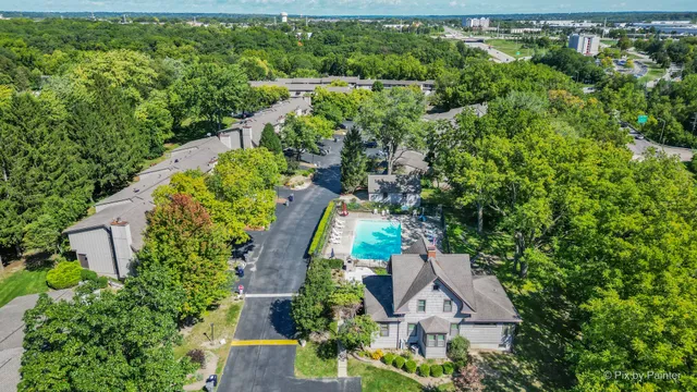 $320,000 | 1104 Florimond Drive, Unit 1104, Elgin, IL 60123