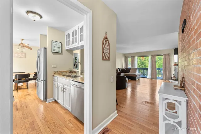 $320,000 | 1104 Florimond Drive, Unit 1104, Elgin, IL 60123