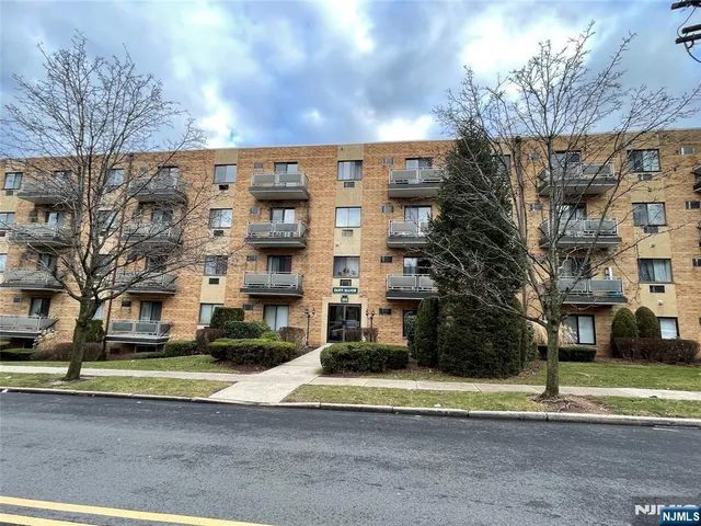 $1,875 | 100 2nd Street, Unit 111, Hackensack, NJ 07601