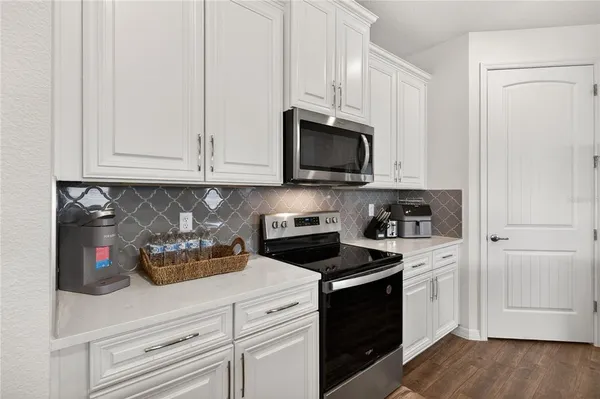 $425,000 | 17718 Blazing Star Circle, Clermont, FL 34714