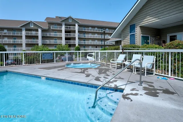$429,900 | 205 Ogle Drive, Unit 422, Sevierville, TN 37863