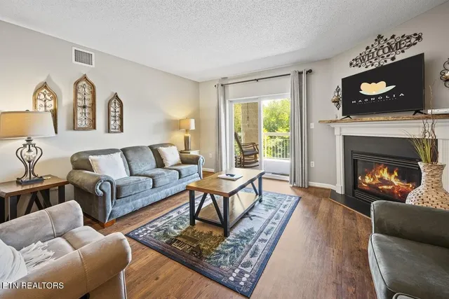 $429,900 | 205 Ogle Drive, Unit 422, Sevierville, TN 37863