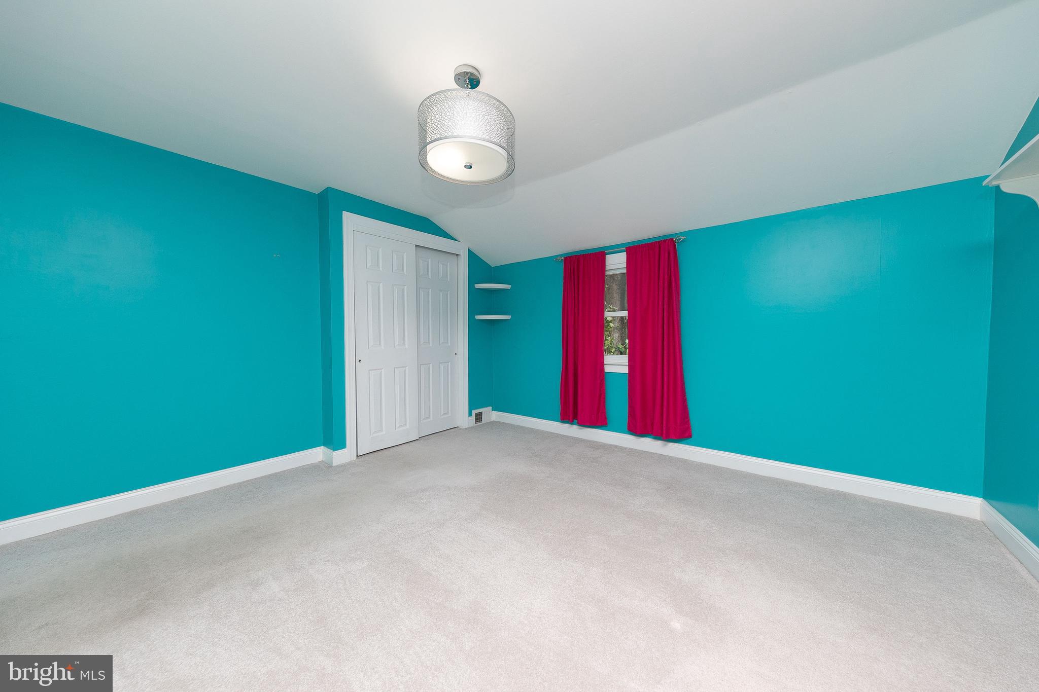 902 East Cathedral Road Philadelphia, PA 19128 - Photo 25 of 37 Bedroom 2