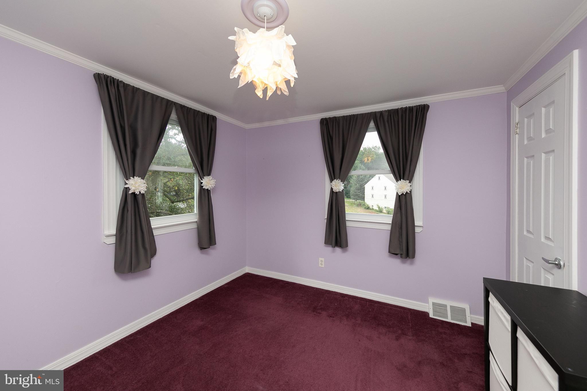 902 East Cathedral Road Philadelphia, PA 19128 - Photo 27 of 37 Bedroom 3