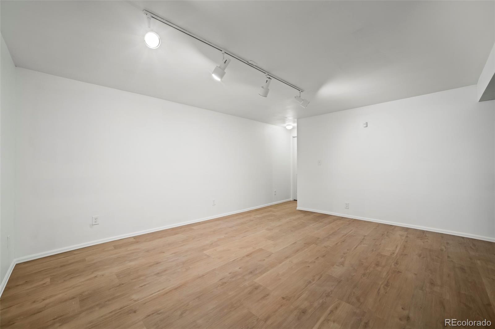 6310 South Harrison Way Centennial, CO 80121 - Photo 30 of 45