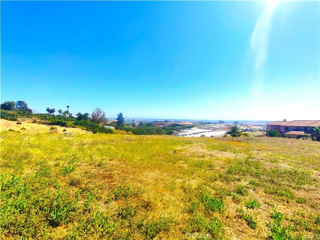 0 Indian View Drive Fallbrook, CA 92028 - Photo 18 of 18 a view of an ocean from a yard