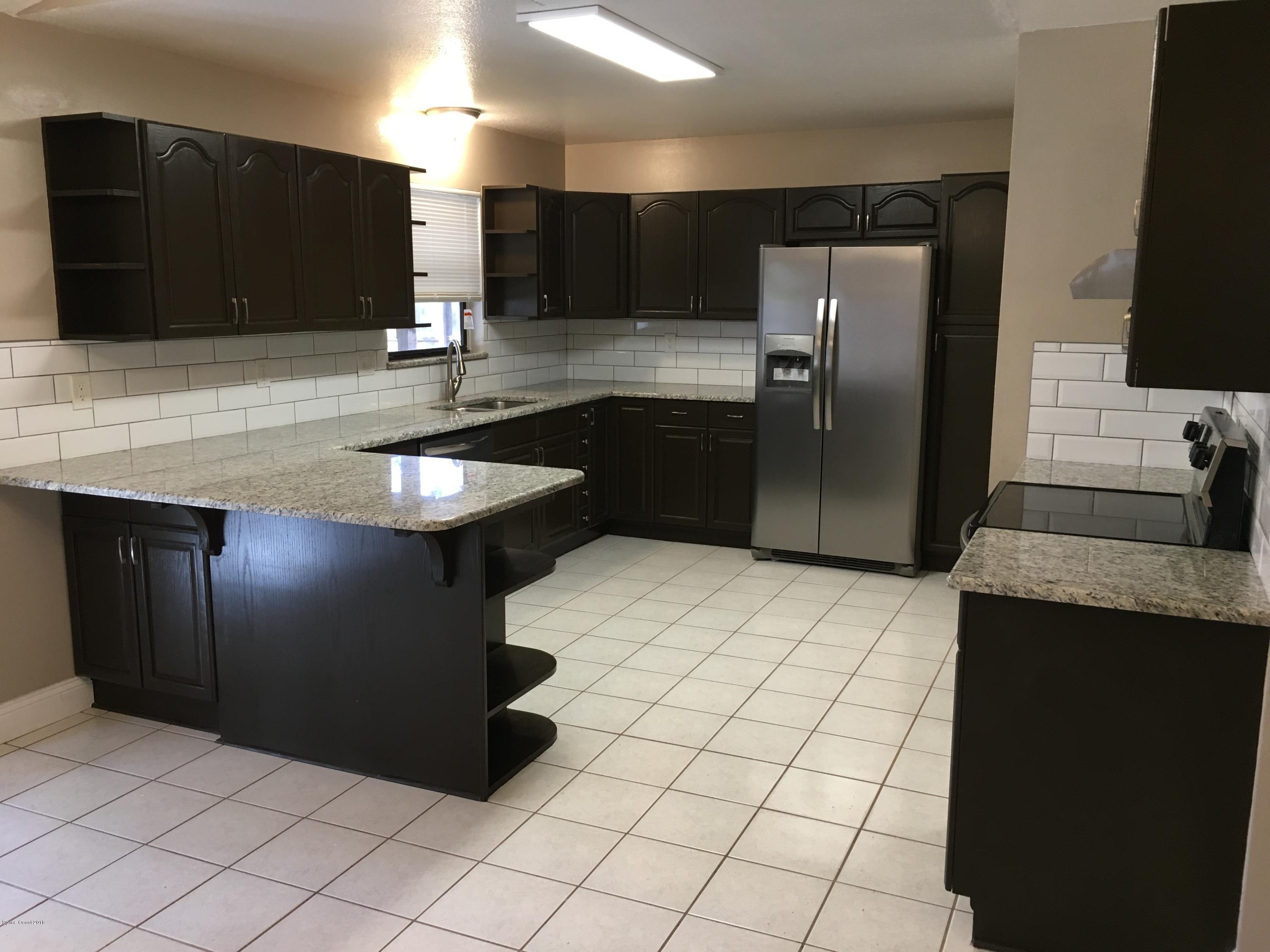 6166 Corning Road Cocoa, FL 32927 - Photo 3 of 30 IMG_5040