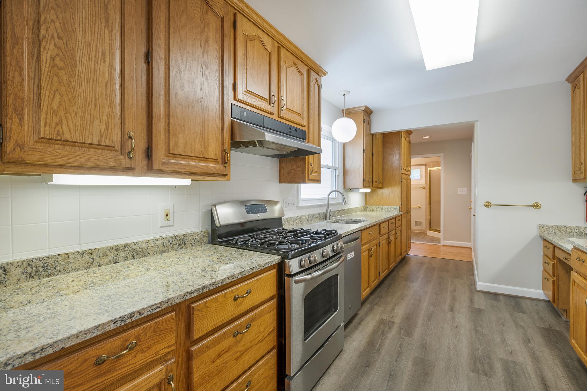 7013 Hadlow Drive Springfield, VA 22152 - Photo 14 of 50 Gallery Image 14