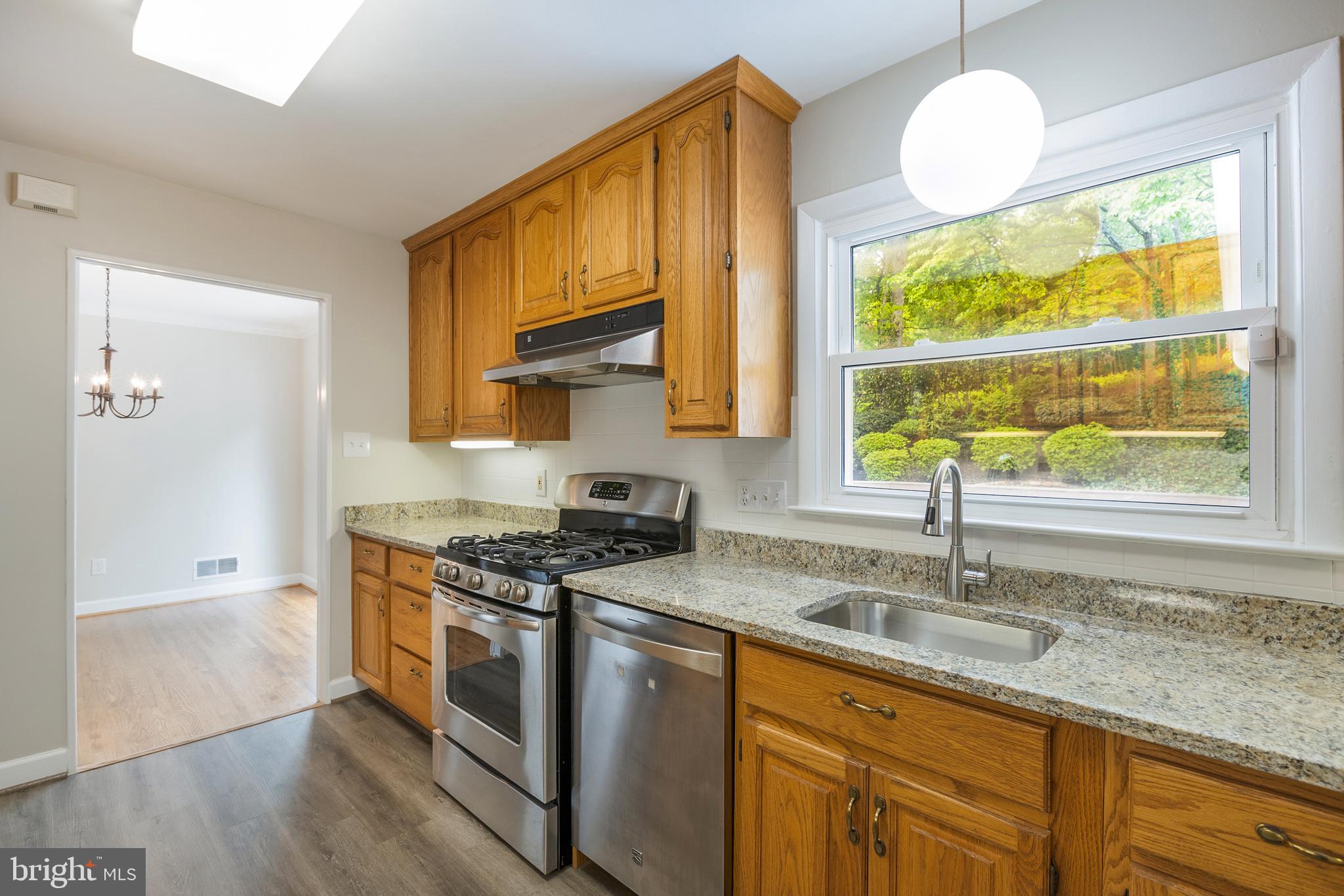 7013 Hadlow Drive Springfield, VA 22152 - Photo 15 of 50 Kitchen