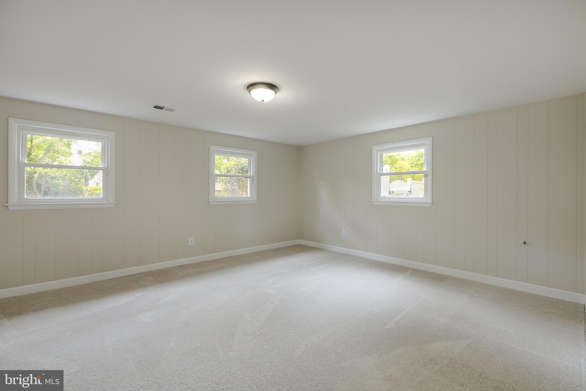 7013 Hadlow Drive Springfield, VA 22152 - Photo 35 of 50 Family Room