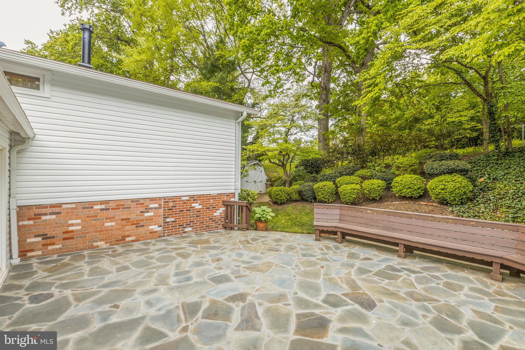 7013 Hadlow Drive Springfield, VA 22152 - Photo 45 of 50 Gallery Image 45