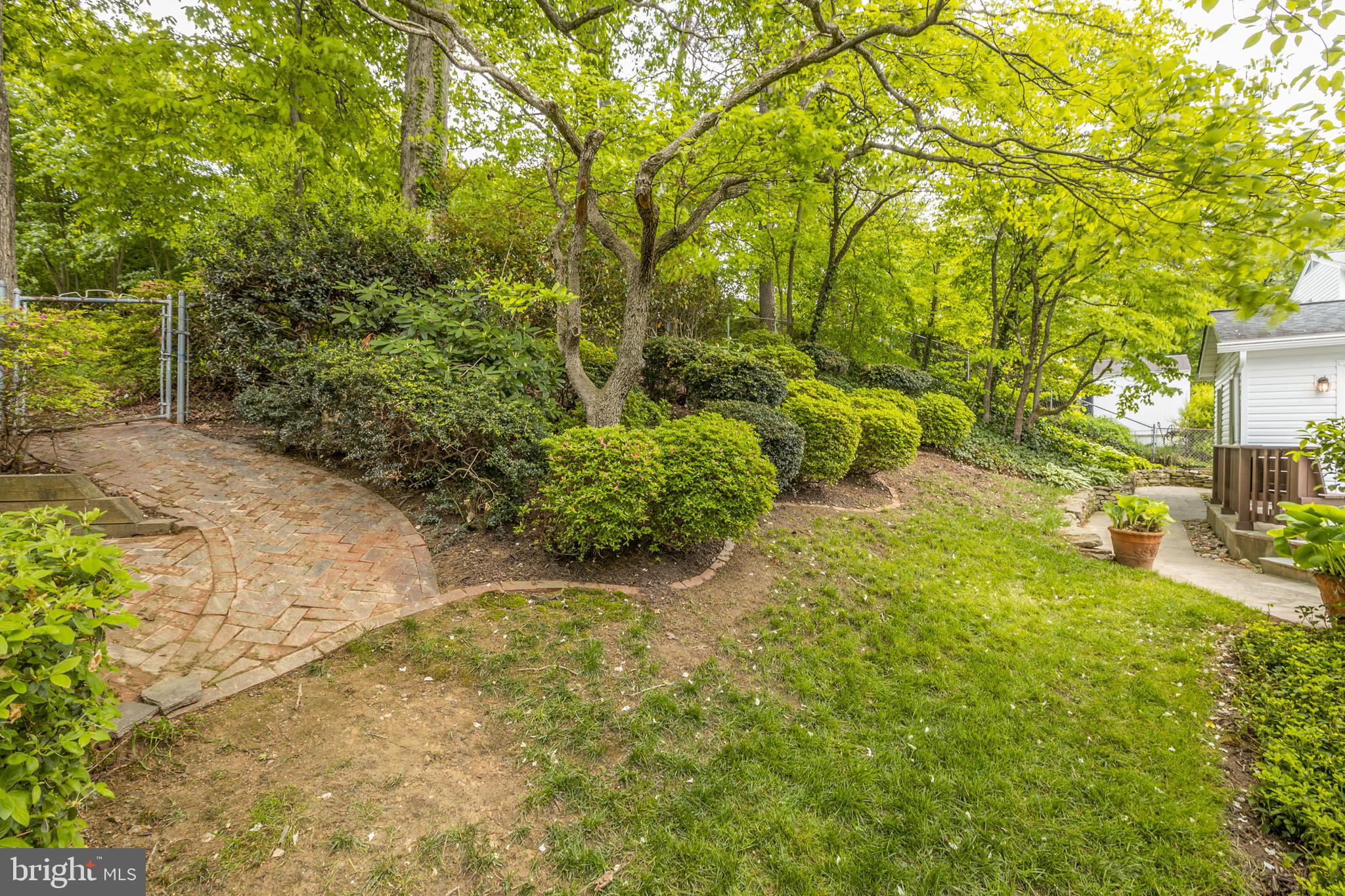7013 Hadlow Drive Springfield, VA 22152 - Photo 47 of 50 Gallery Image 47