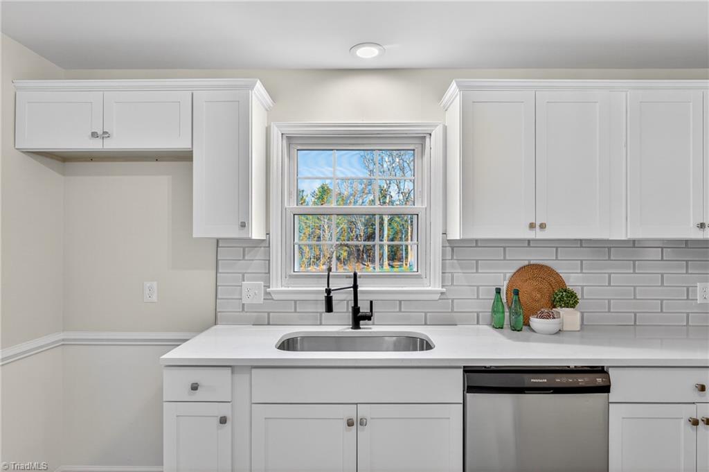 5371 Northwest School Road Greensboro, NC 27409 - Photo 26 of 49