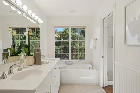 $4,498,000 | 199 Brookwood Road, Woodside, CA 94062
