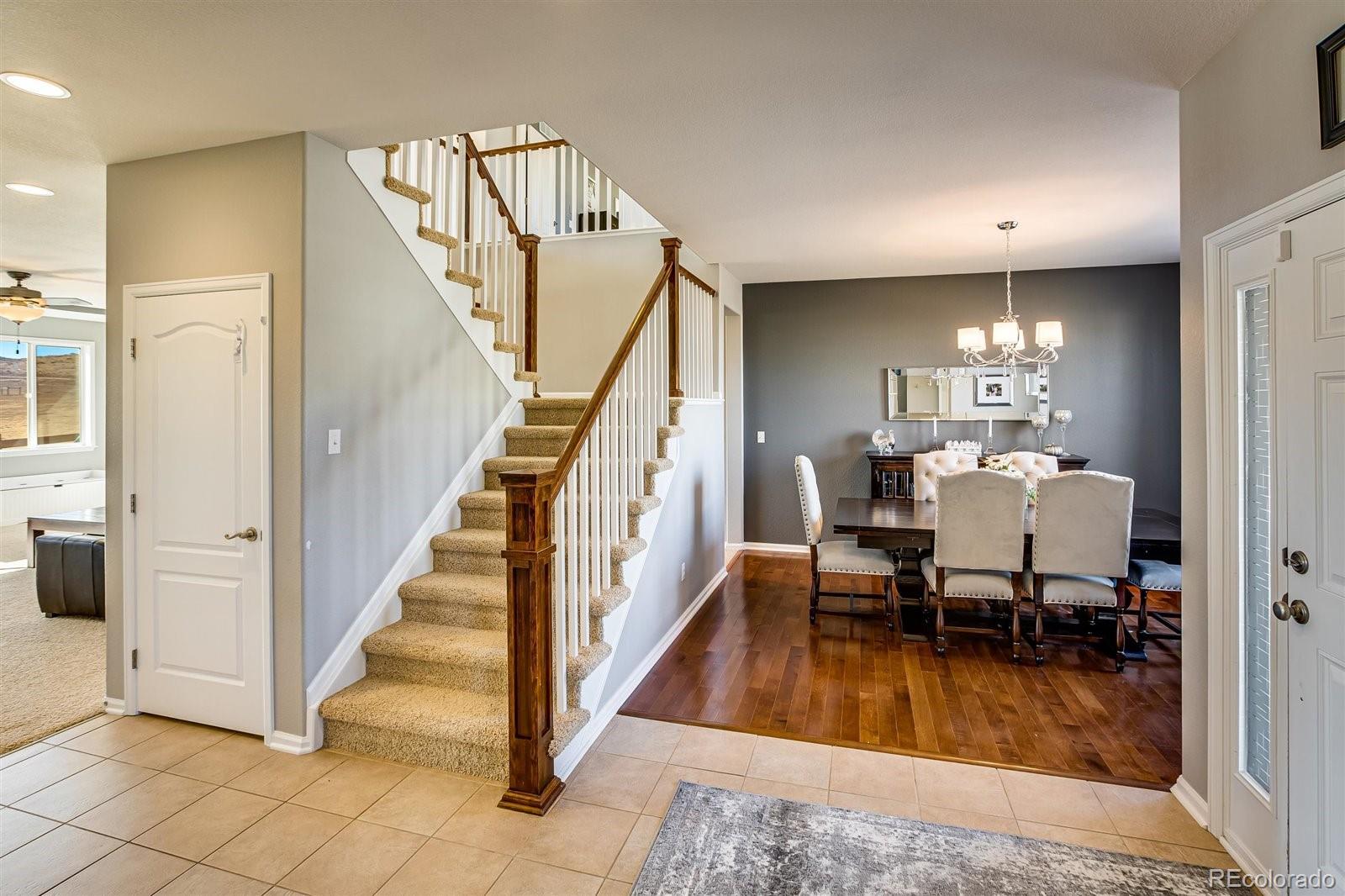11096 Valleybrook Circle Highlands Ranch, CO 80130 - Photo 3 of 36 Gallery Image 3