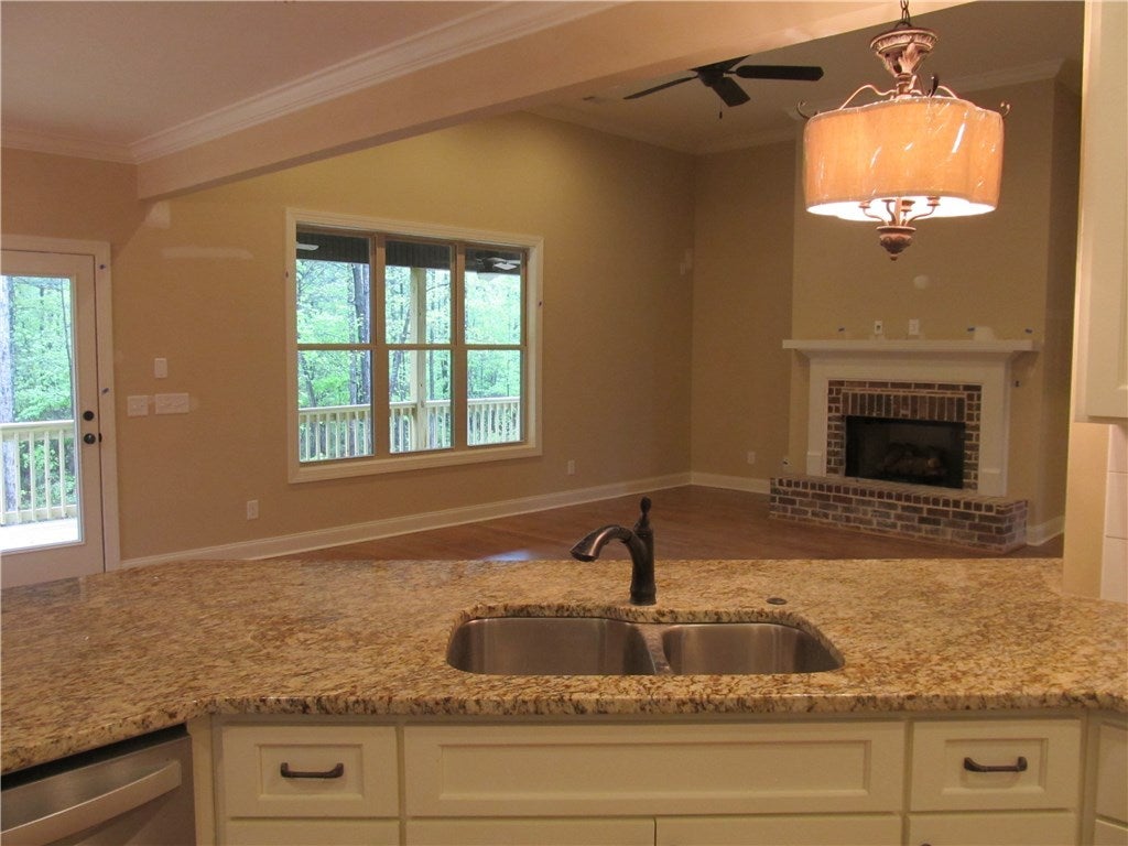 2019 Richland Road Auburn, AL 36832 - Photo 9 of 27 Gallery Image 9
