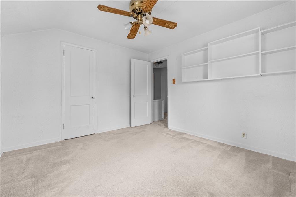 2058 Spring Valley Road Pittsburgh, PA 15243 - Photo 20 of 28 a view of an empty room