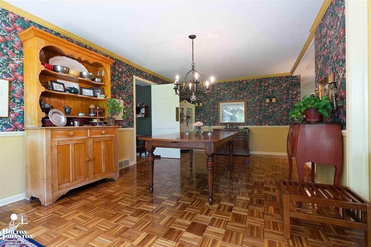 88 Handy Road Grosse Pointe Farms, MI 48236 - Photo 6 of 23