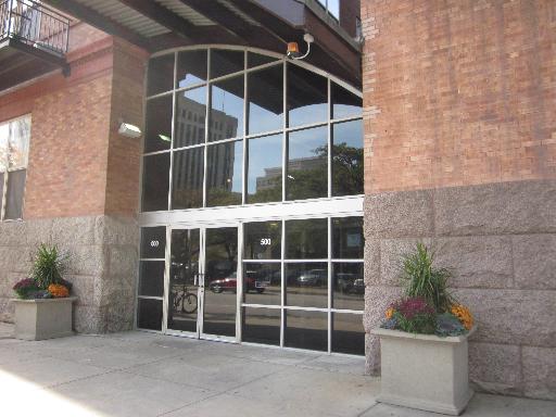 500 South Clinton Street, Unit 421 Chicago, IL 60607 - Photo 1 of 9
