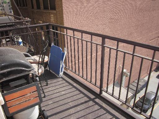 500 South Clinton Street, Unit 421 Chicago, IL 60607 - Photo 5 of 9