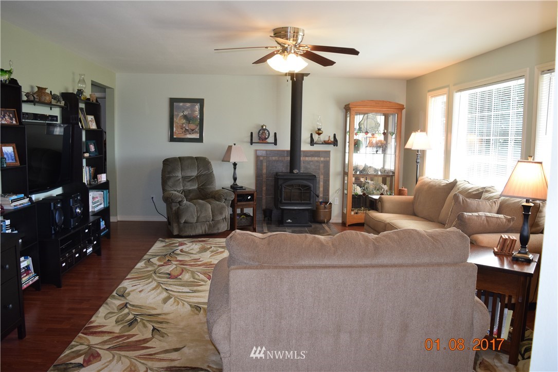 27 Monohon Landing Road Raymond, WA 98577 - Photo 11 of 25 Gallery Image 11