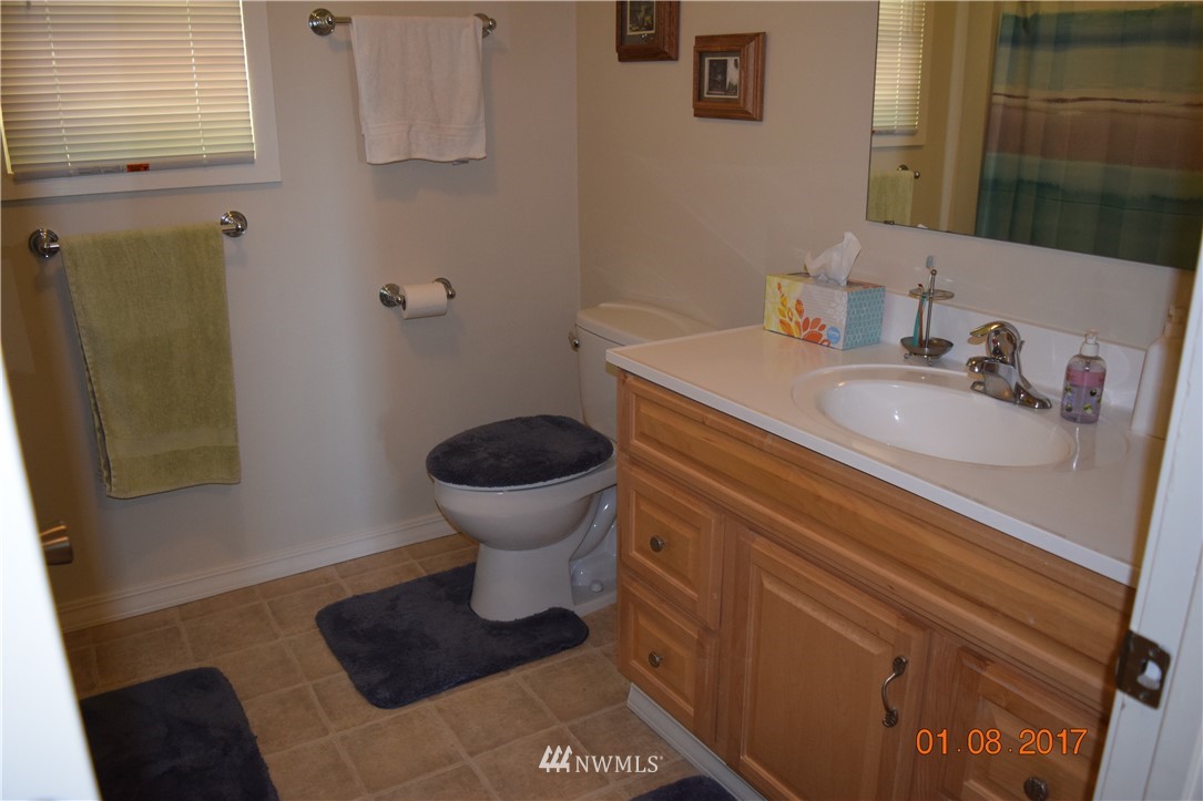 27 Monohon Landing Road Raymond, WA 98577 - Photo 24 of 25 Gallery Image 24