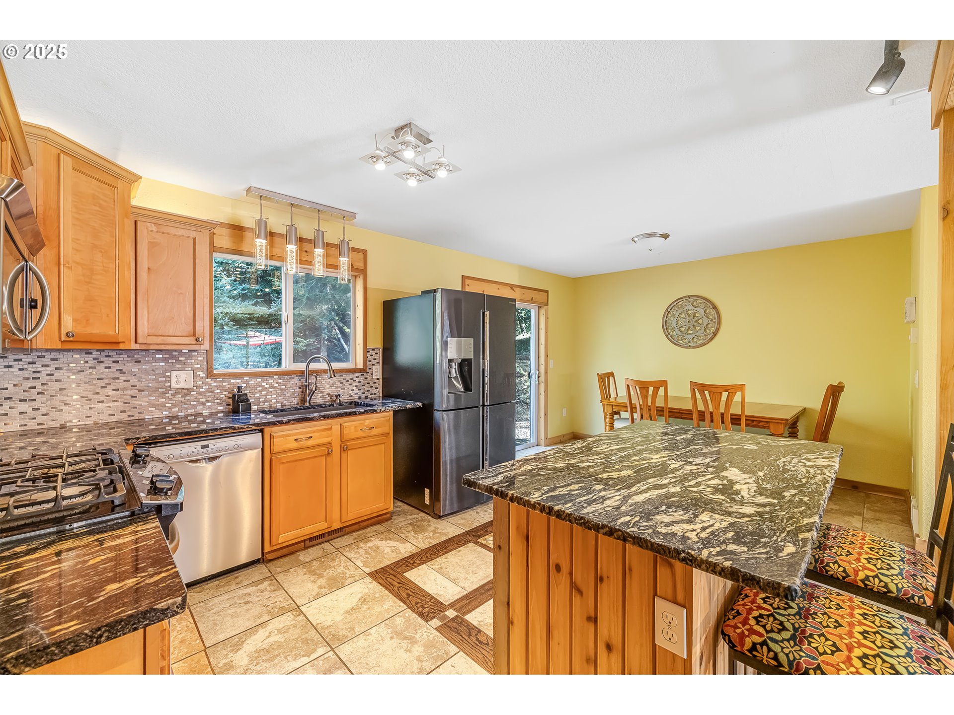 121 Ridgeview Court Wheeler, OR 97147 - Photo 11 of 35 Gallery Image 11