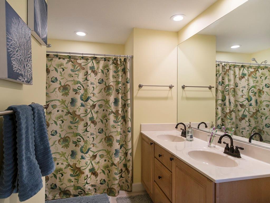 494 Shore Road York, ME 03902 - Photo 12 of 35 Photo