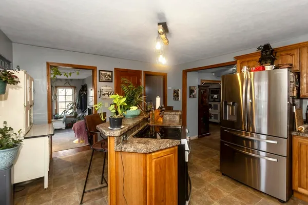 $257,500 | 11 Park Avenue, Monson, MA 01057