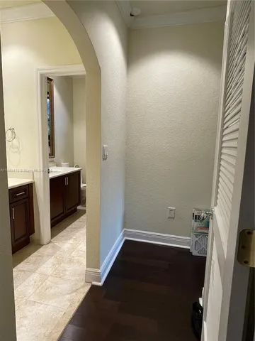 $5,300 | 15471 Southwest 30th Street, Miami, FL 33185