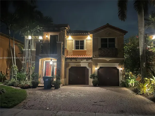 $5,300 | 15471 Southwest 30th Street, Miami, FL 33185