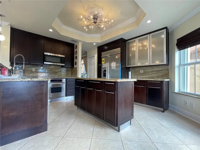 $5,300 | 15471 Southwest 30th Street, Miami, FL 33185