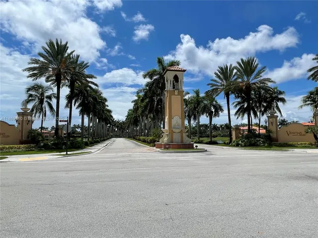 $5,300 | 15471 Southwest 30th Street, Miami, FL 33185