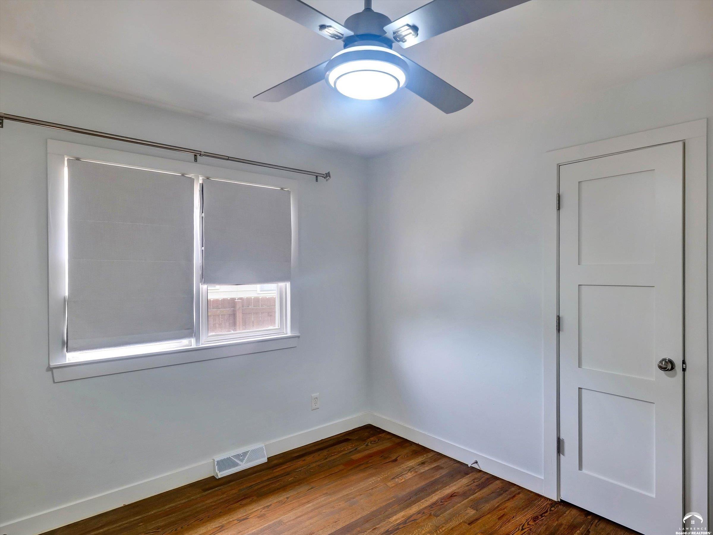 7002 Nieman Road Shawnee, KS 66203 - Photo 12 of 36 Gallery Image 12