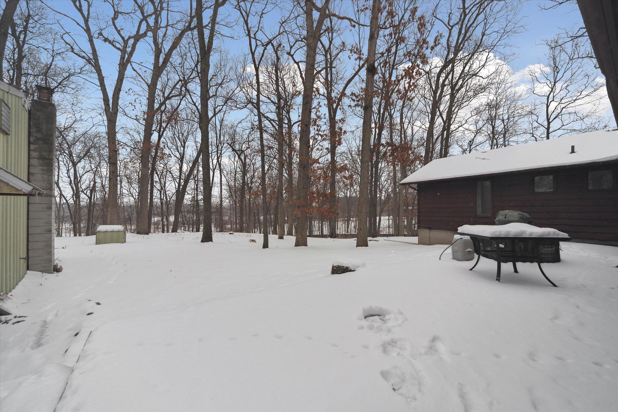 13907 Upton Road Bath, MI 48808 - Photo 41 of 45