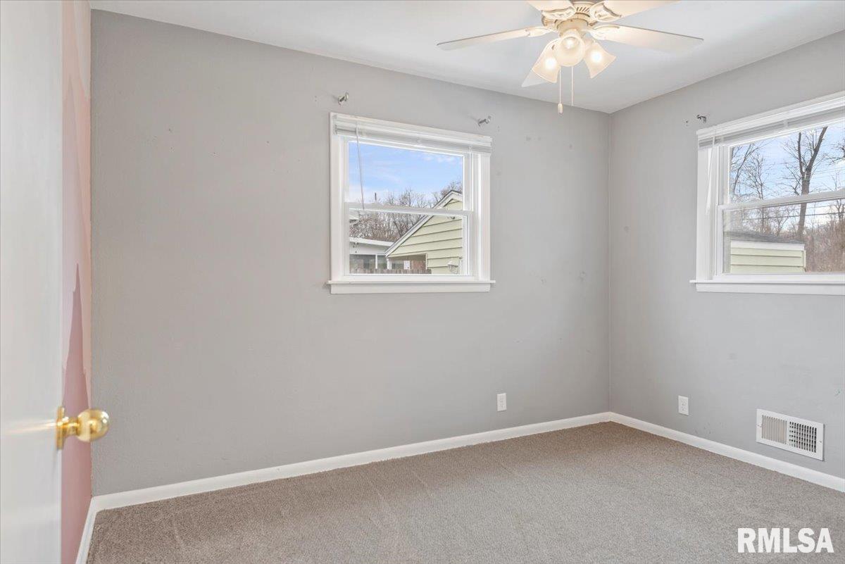 3304 Moorgate Drive Springfield, IL 62703 - Photo 19 of 32