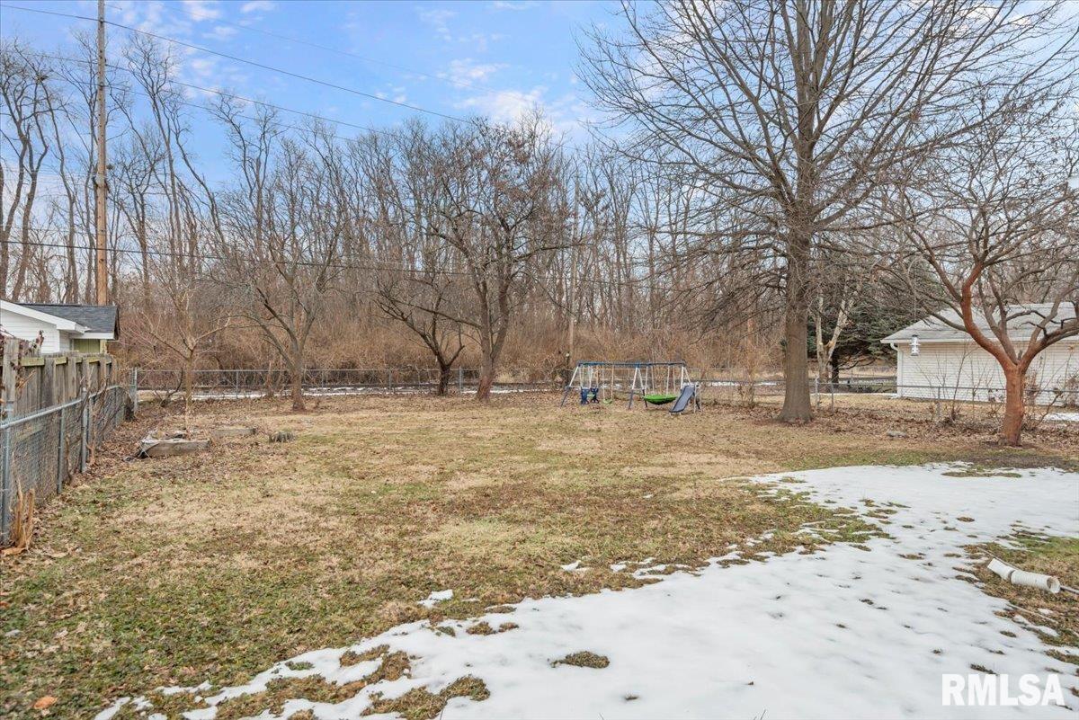 3304 Moorgate Drive Springfield, IL 62703 - Photo 29 of 32
