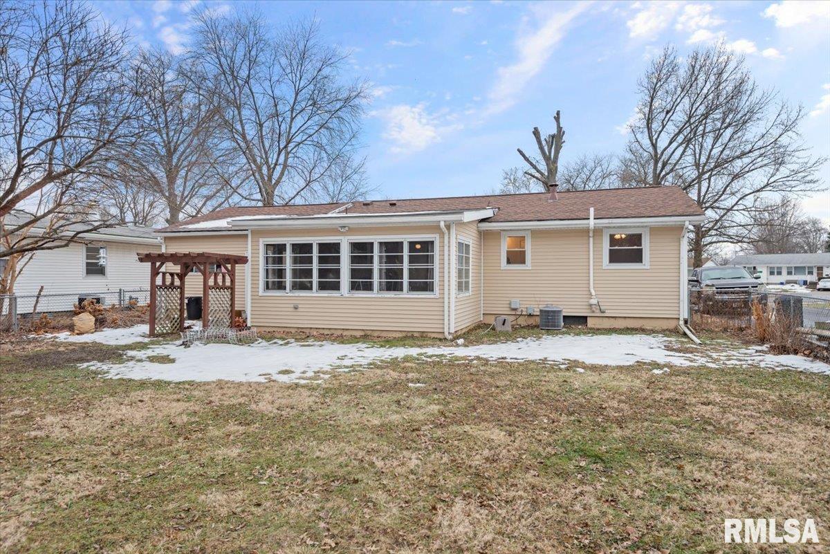 3304 Moorgate Drive Springfield, IL 62703 - Photo 30 of 32